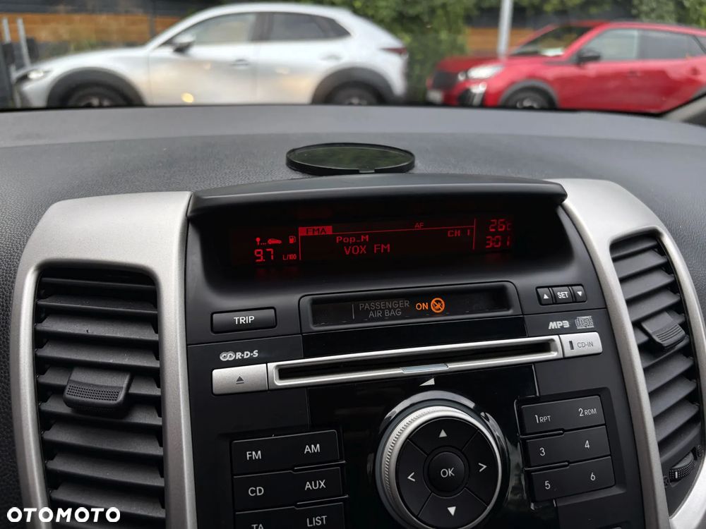 Kia Venga 1.6 CVVT Automatik UEFA EURO 2016 - 25