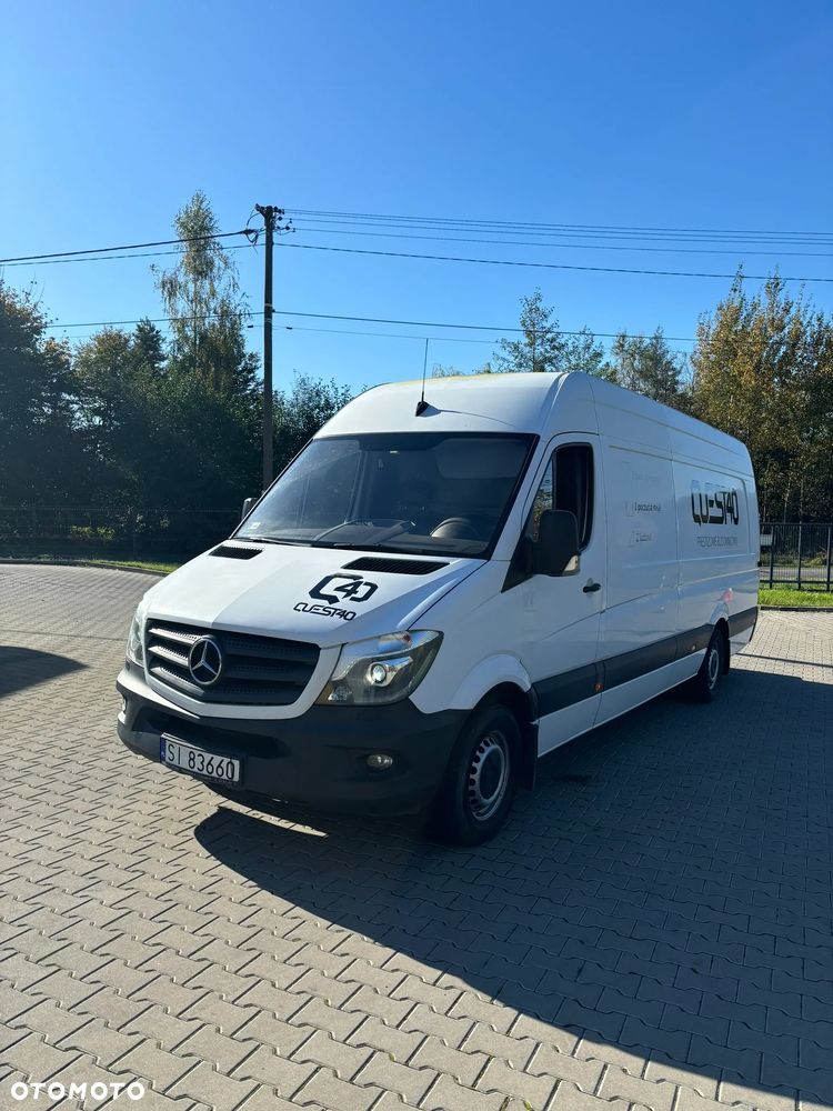 Mercedes-Benz Sprinter - 1