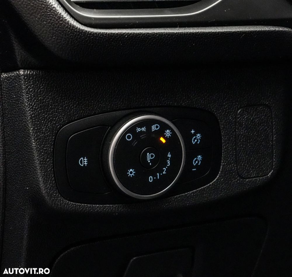 Ford Focus 1.0 EcoBoost Titanium Business - 20