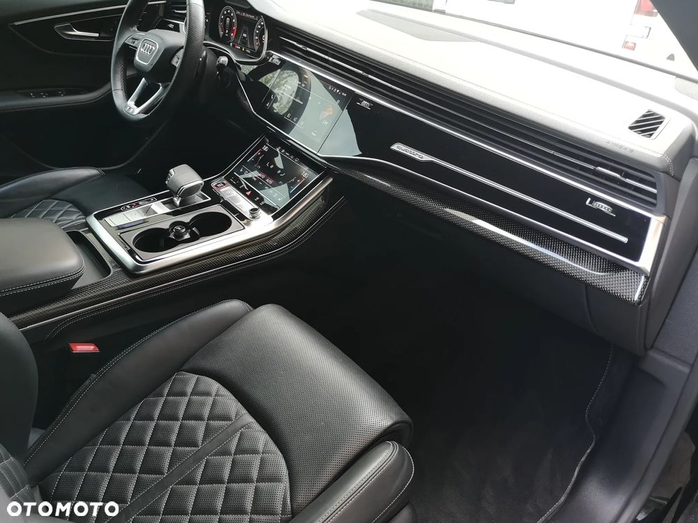 Audi SQ8 TFSI quattro tiptronic - 11