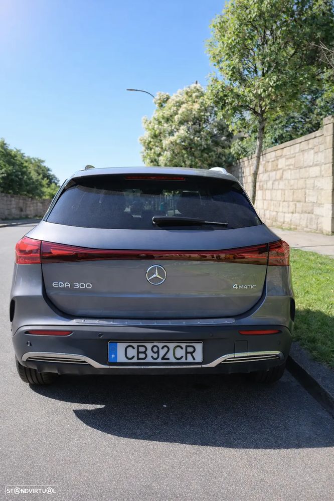 Mercedes-Benz EQA 300 4Matic AMG Line - 7