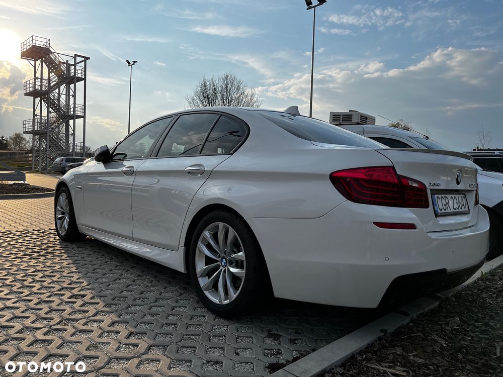 BMW Seria 5 528i xDrive Sport-Aut - 8