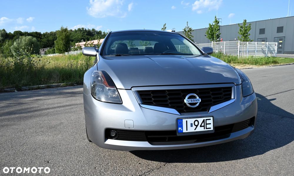 Nissan Altima - 6