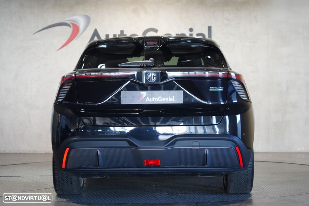 MG MG4 64 kWh Luxury - 6