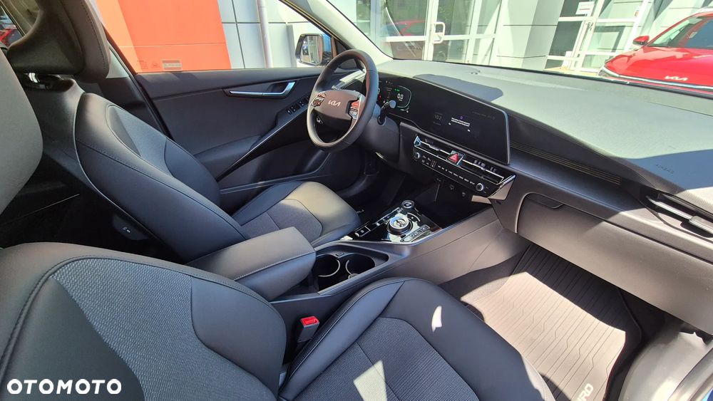 Kia Niro 1.6 GDI Hybrid L - 16