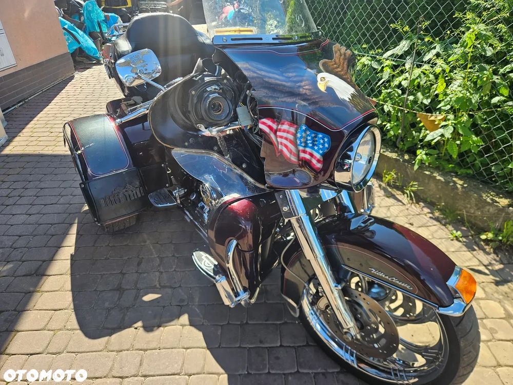 Harley-Davidson FLH Electra Glide - 36