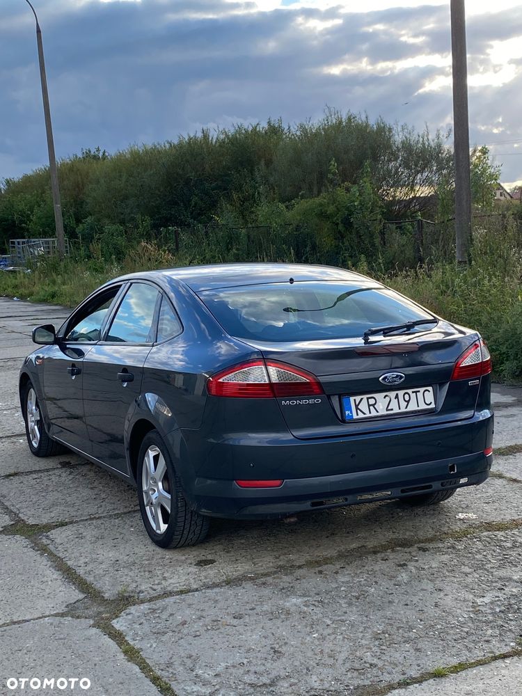 Ford Mondeo - 18