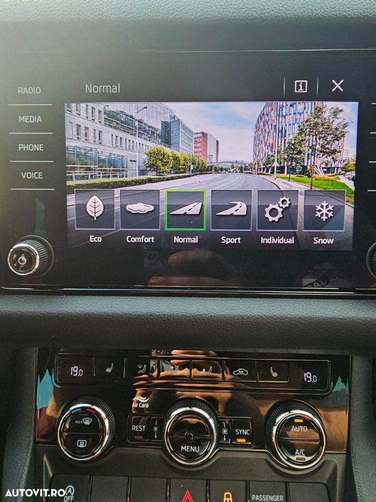 Skoda Kodiaq 2.0 TDI 4X4 DSG Sportline - 9