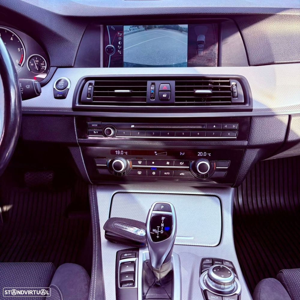 BMW 525 d Auto - 21