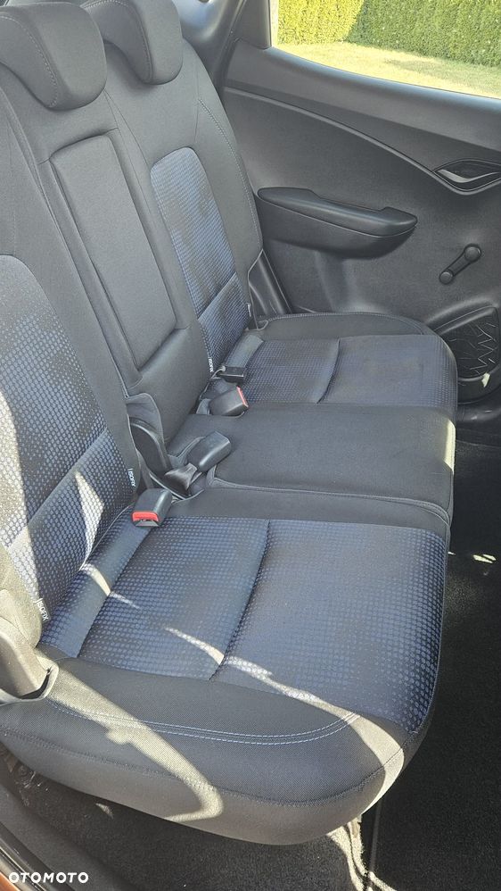 Hyundai ix20 1.4 blue Comfort - 21