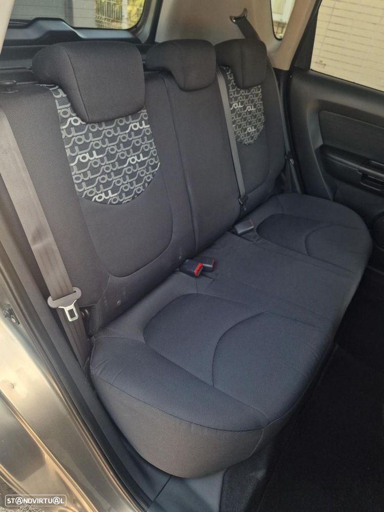 Kia Soul 1.6 CRDi TX - 20