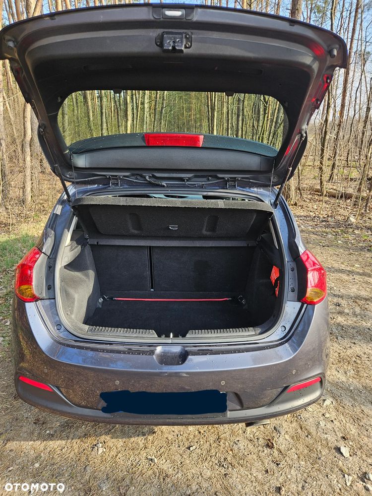 Kia Ceed 1.4 CVVT Fifa World Cup Edition - 5