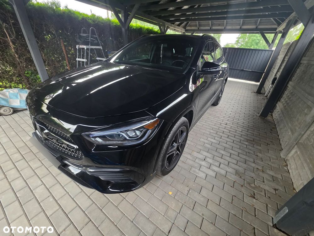 Mercedes-Benz GLA 250 4Matic 8G-DCT - 1