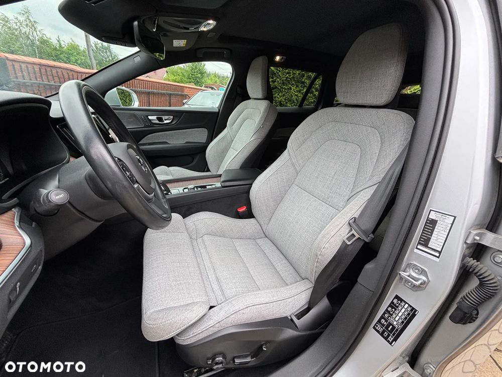 Volvo V60 Cross Country Pro B4 D AWD - 28