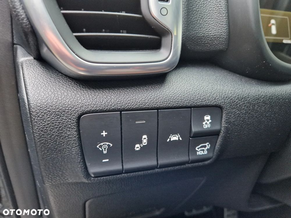 Kia Sportage - 10