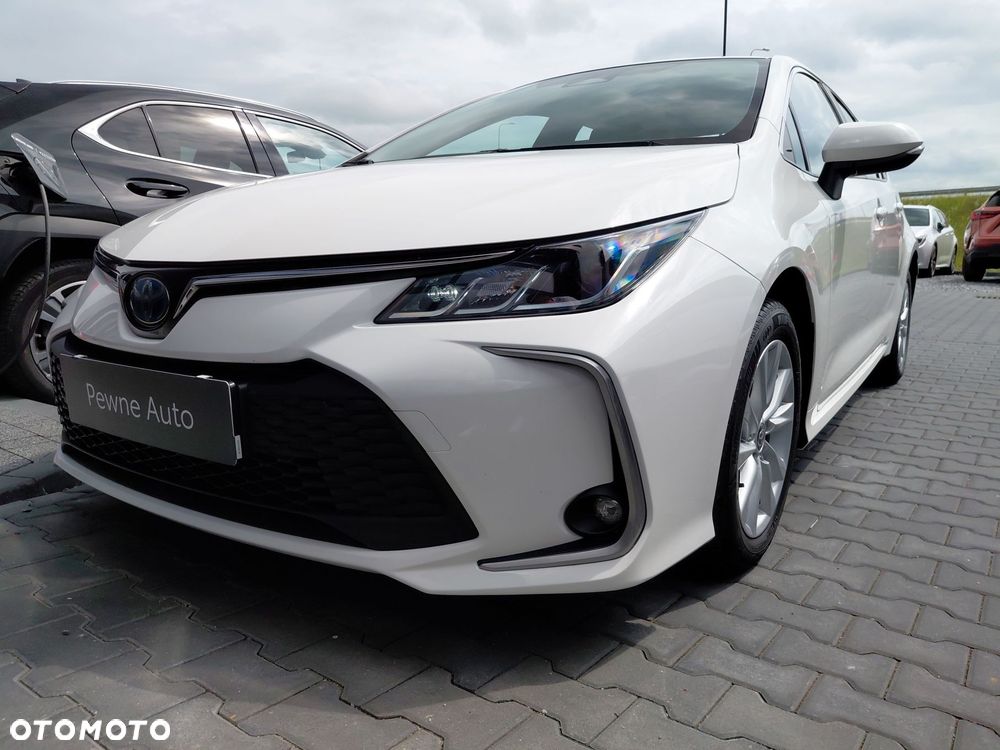 Toyota Corolla 1.8 Hybrid Comfort - 28