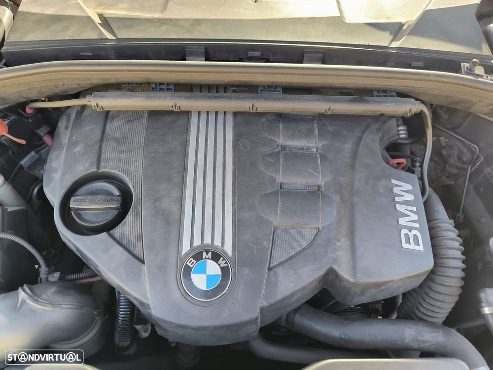 BMW 118 d Pack M - 16
