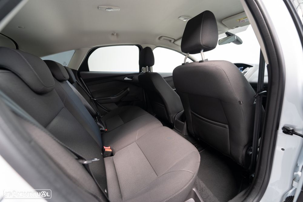 Ford Focus 1.0 SCTi Trend - 16