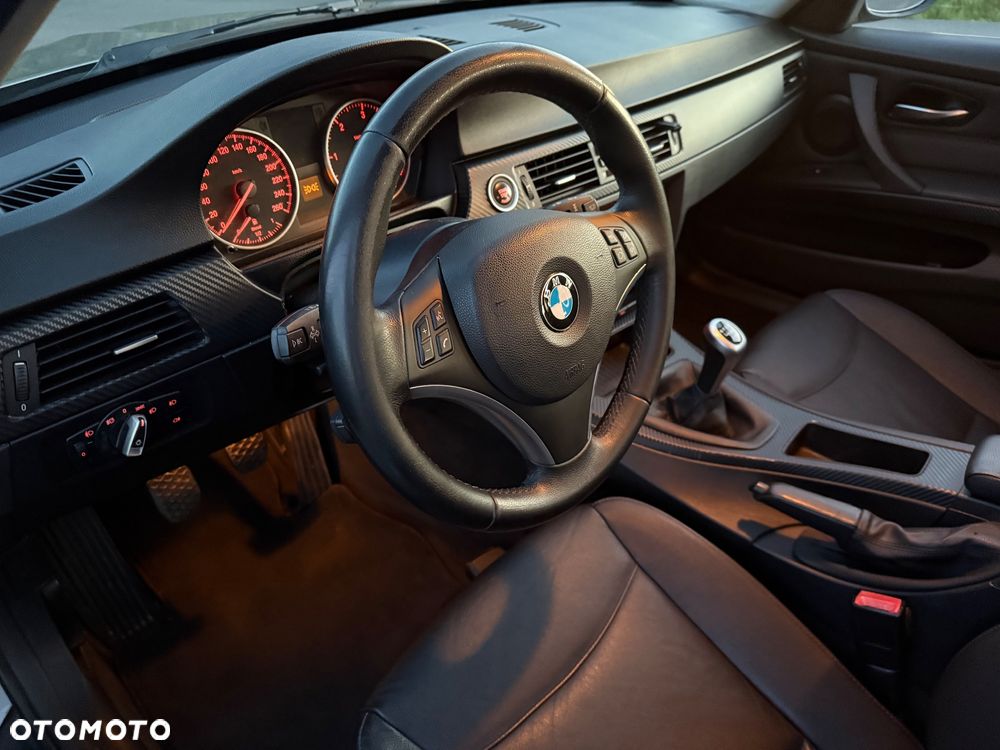 BMW Seria 3 320d - 21