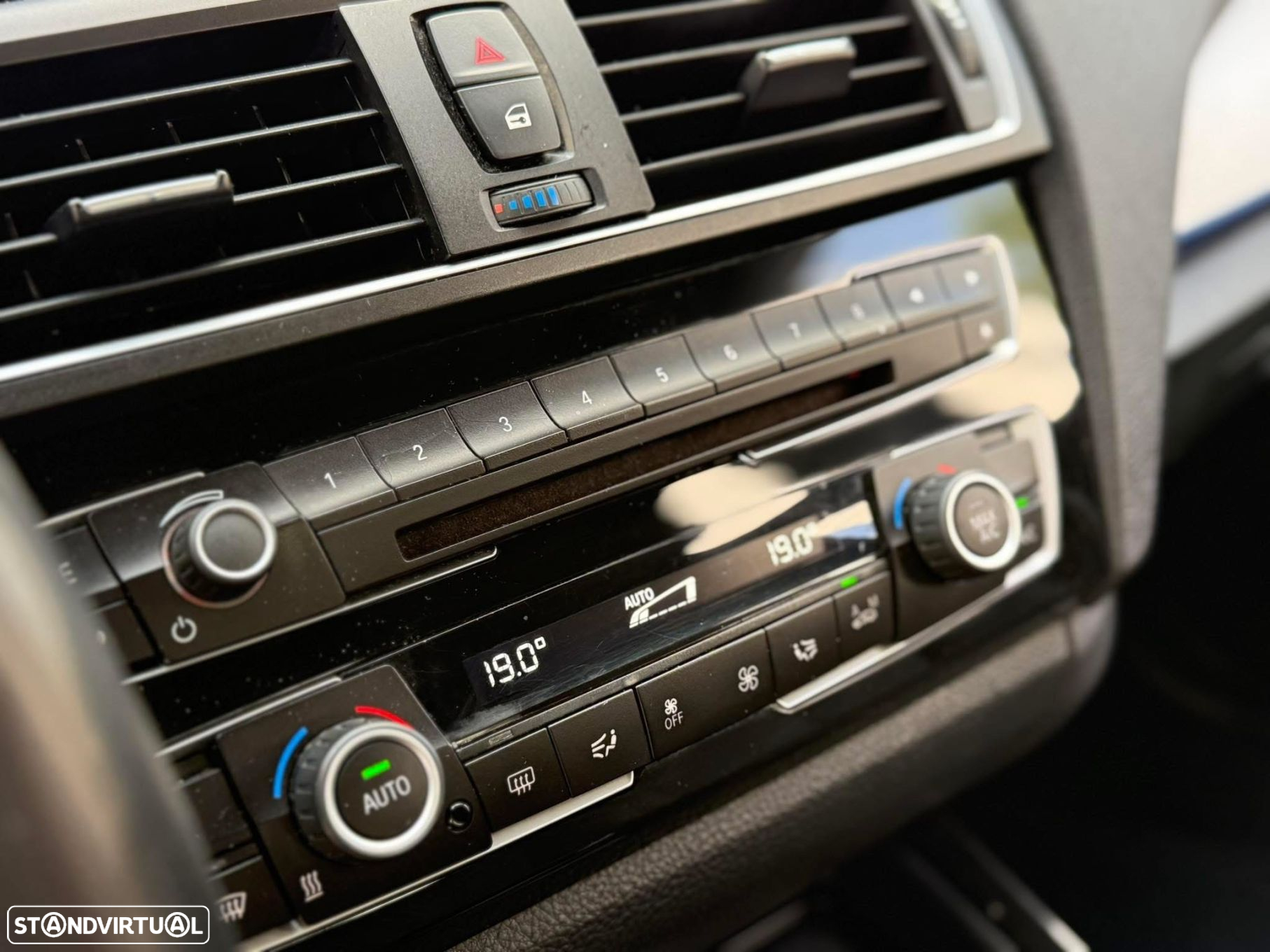 BMW 118 d Pack M Auto - 9