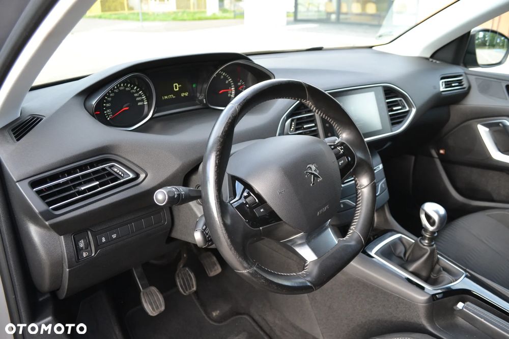 Peugeot 308 - 7