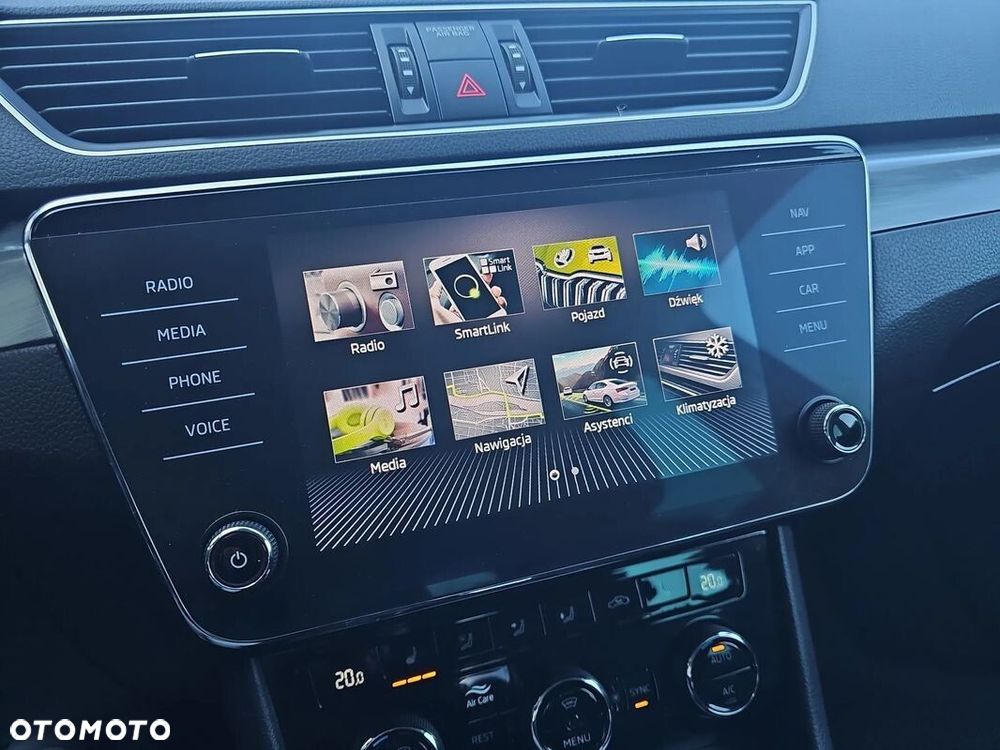 Skoda Superb 2.0 TDI SCR Style DSG - 29