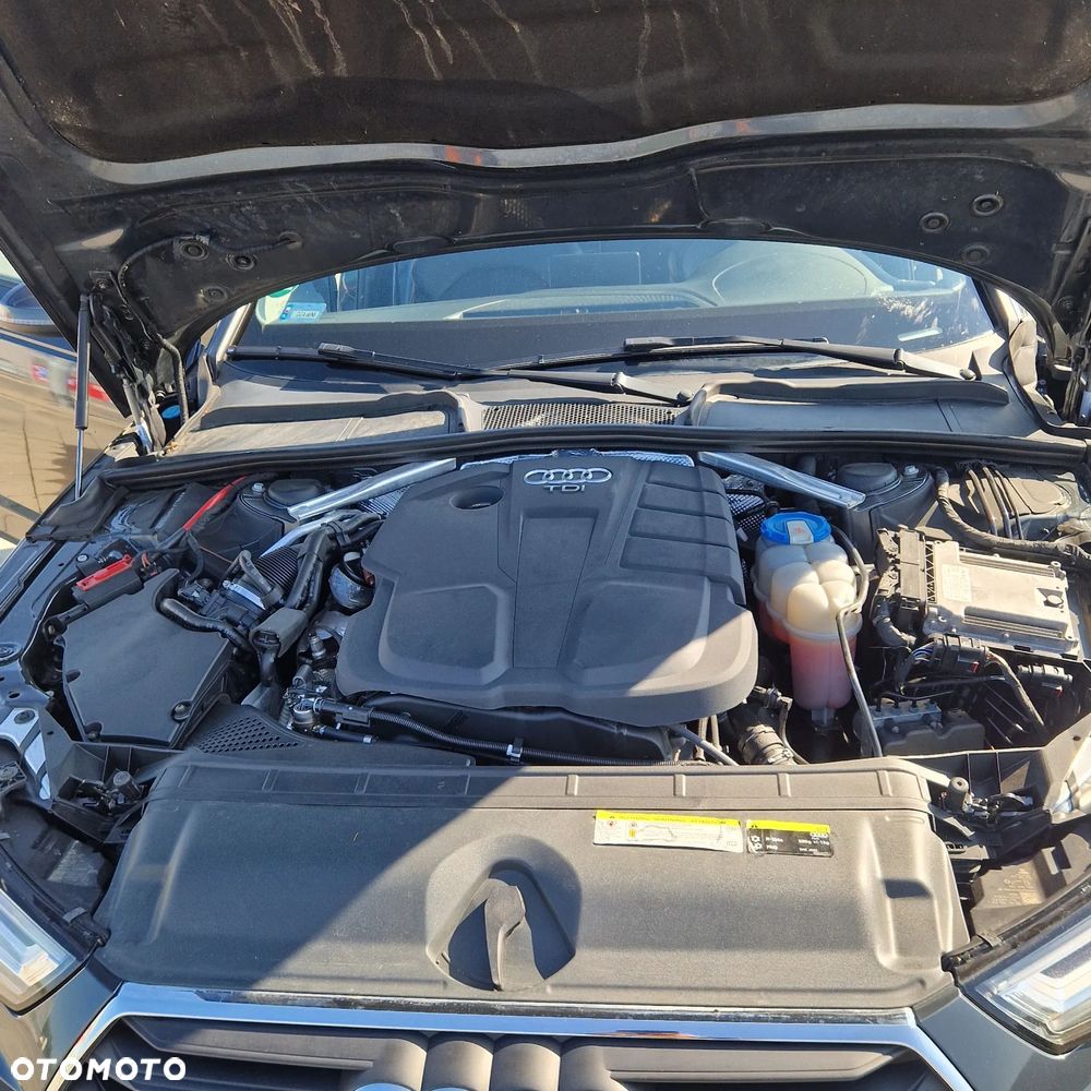 Audi A4 Avant 2.0 TDI - 6