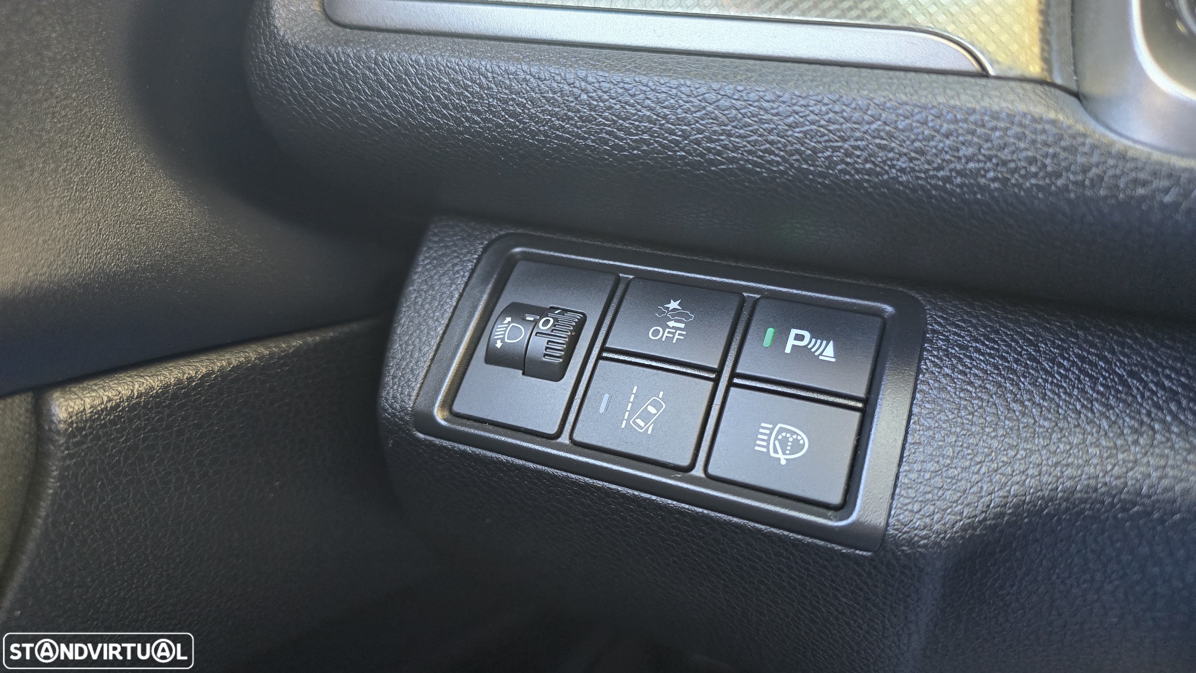 Honda Civic 1.6 i-DTEC Elegance 9AT - 29