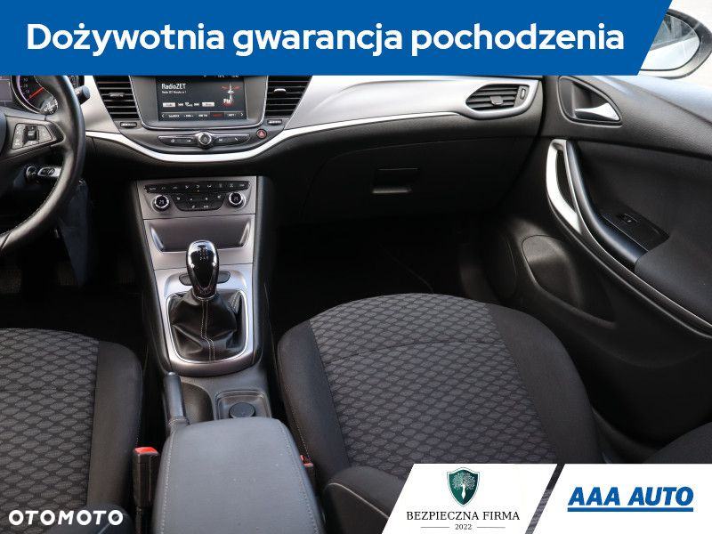 Opel Astra - 9