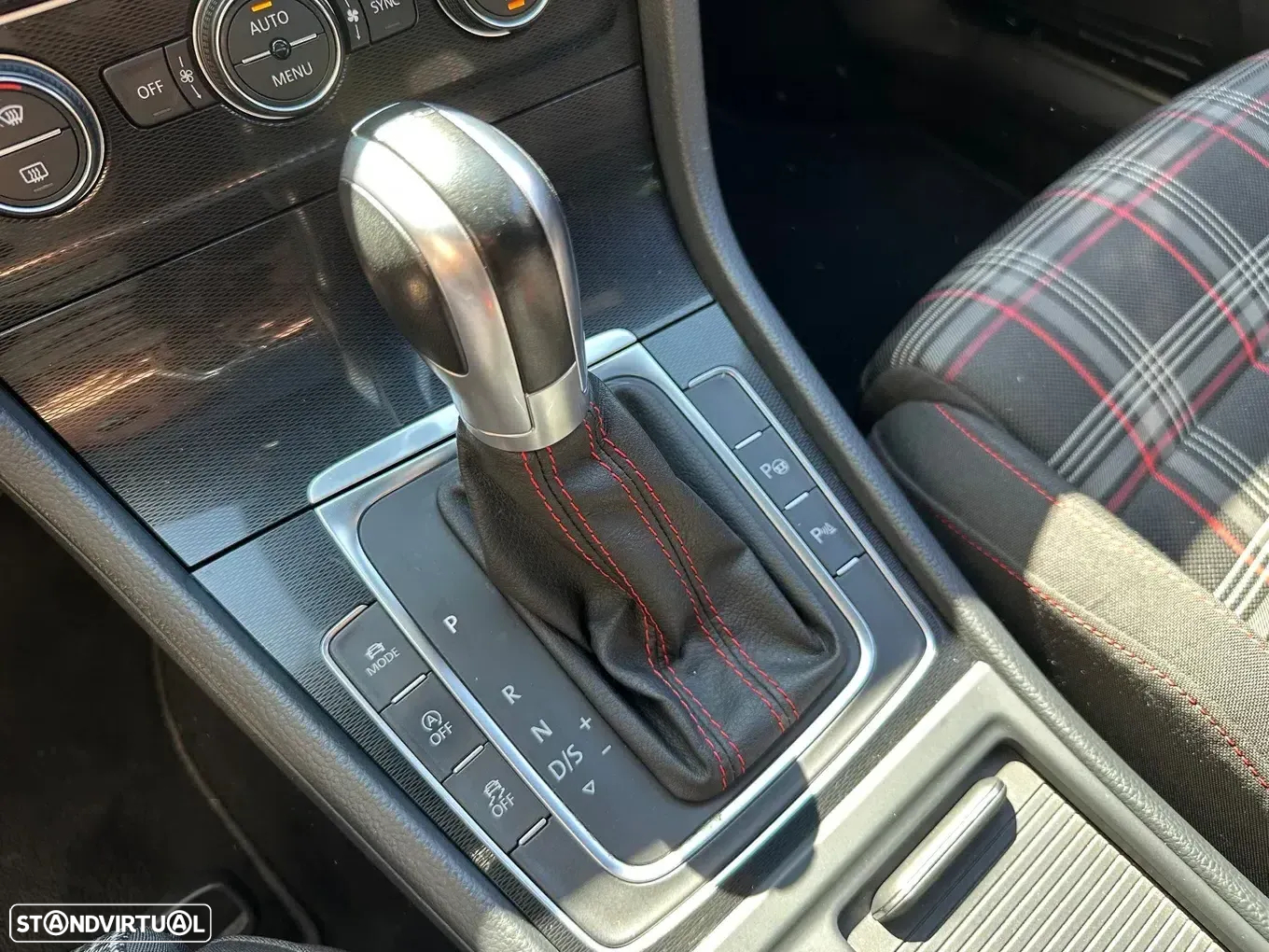 VW Golf 2.0 TSi GTi DSG Performance - 19