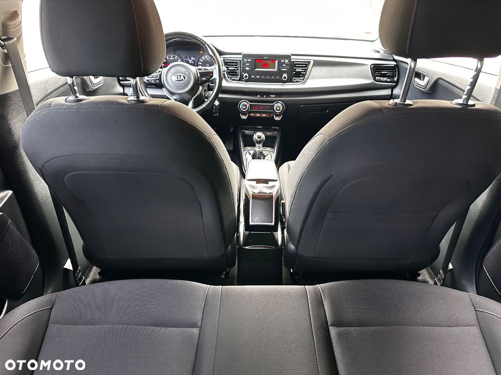 Kia Rio 1.2 Dream Team Edition - 31