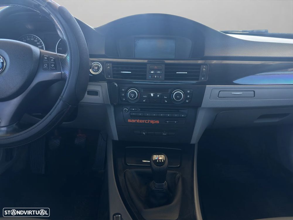 BMW 320 d Luxury Line - 12