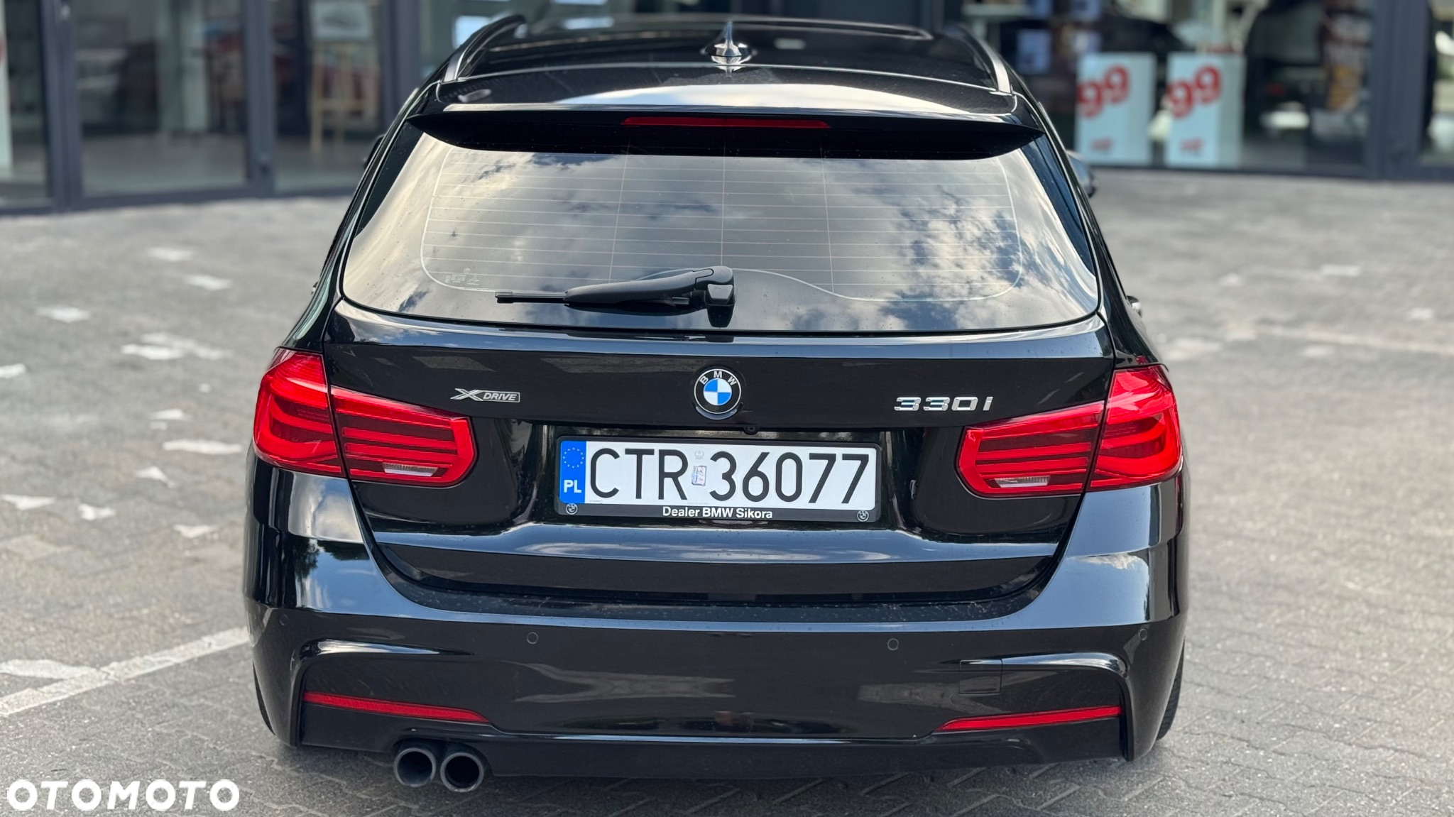 BMW Seria 3 330i xDrive - 5