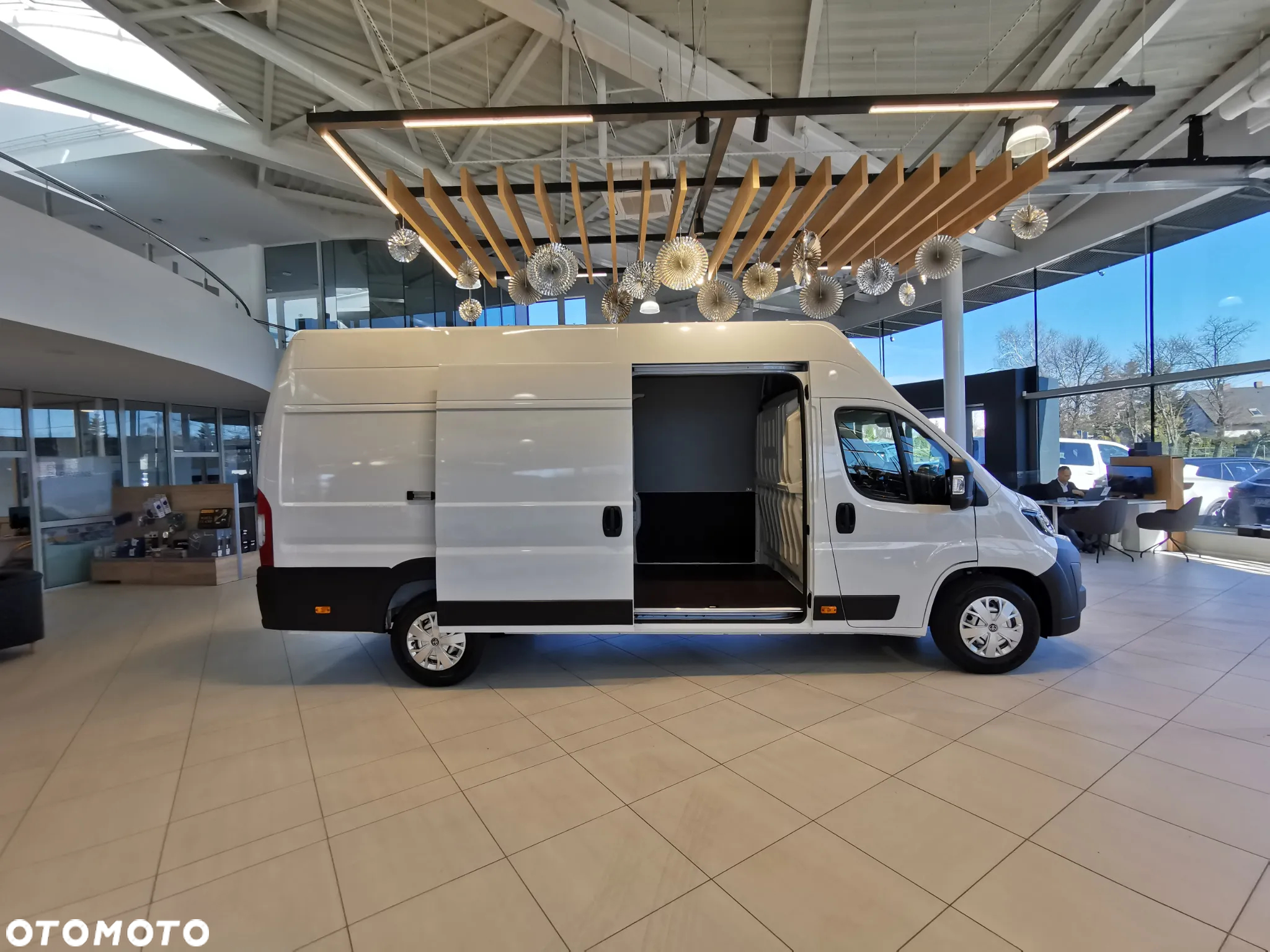 Toyota Proace MAX L4H3 - 12