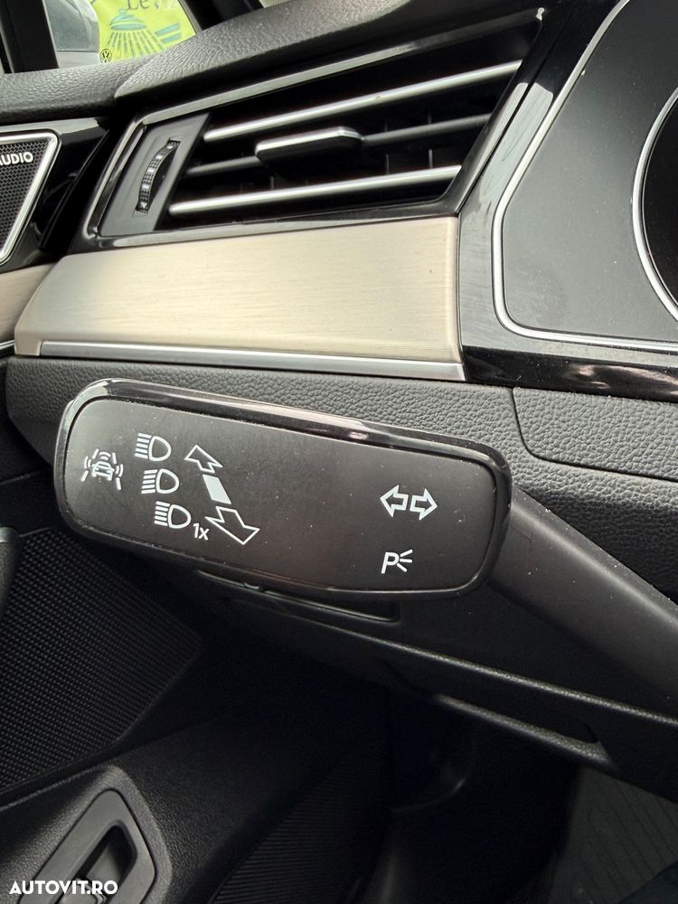 Volkswagen Passat 2.0 TDI 4Motion Highline - 36