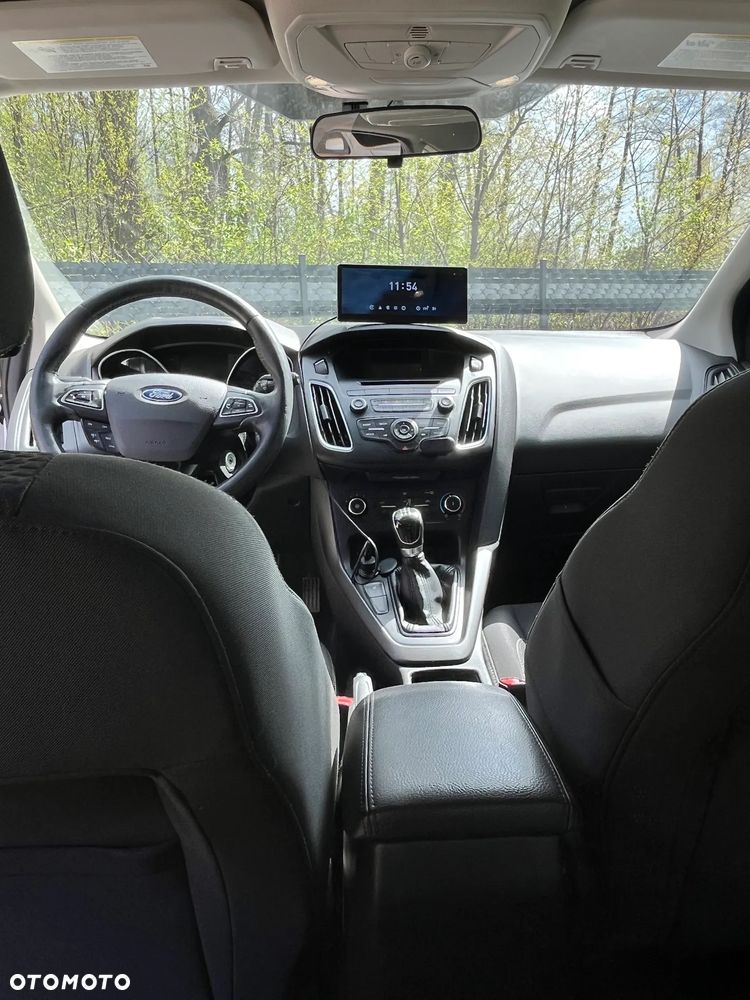 Ford Focus - 24