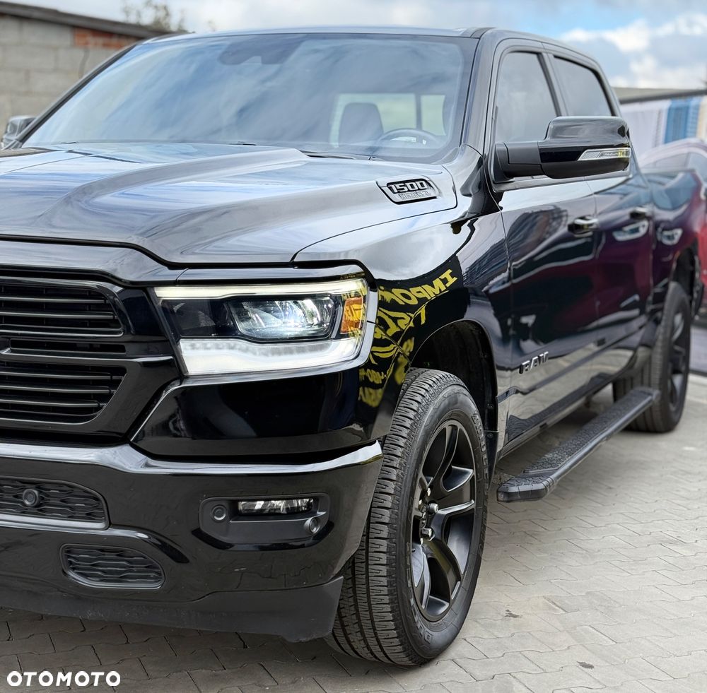 Dodge RAM 1500 5.7 4x4 - 8