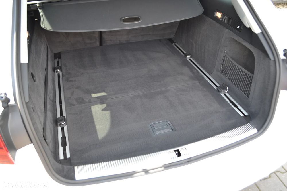 Audi A6 Avant - 16