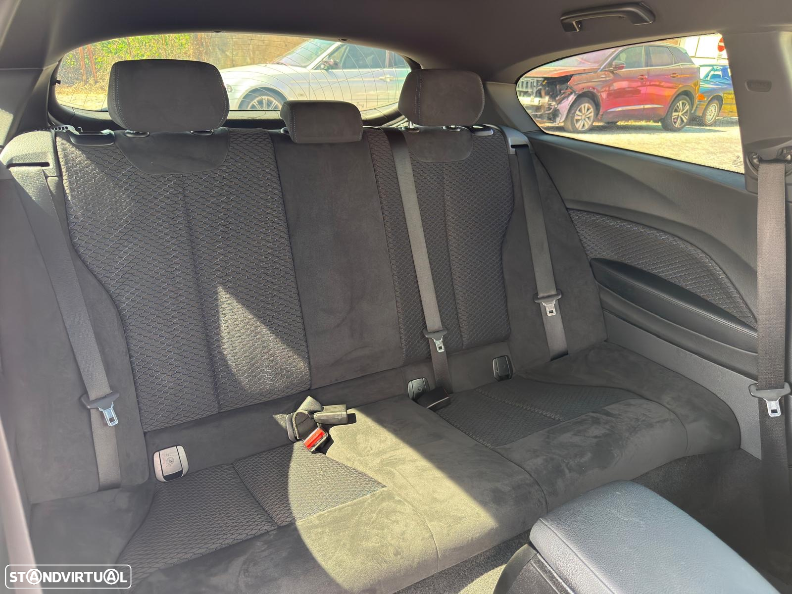 BMW 120 d xDrive Pack M - 16