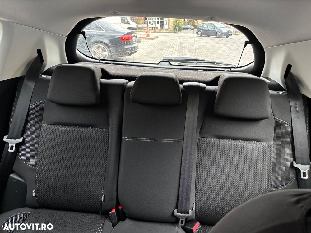 Peugeot 208 1.2 L PureTech Turbo Allure - 8