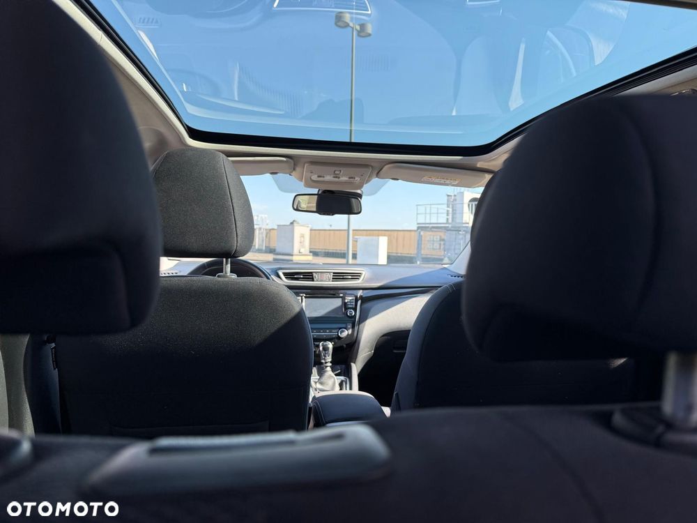 Nissan Qashqai 1.2 DIG-T N-Connecta EU6 - 11