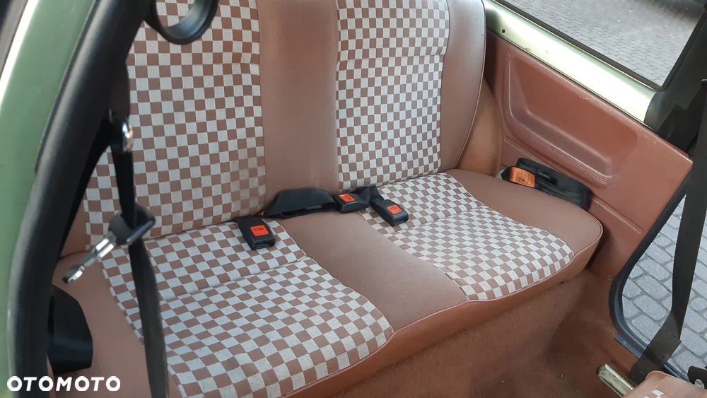 Volkswagen Polo - 11