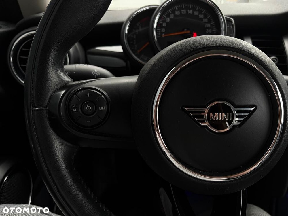 MINI Cooper Classic Trim - 11
