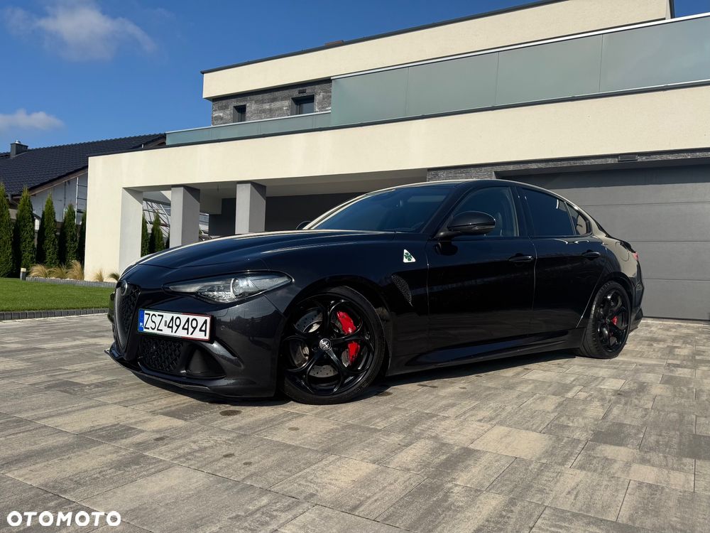 Alfa Romeo Giulia 2018 photo 2