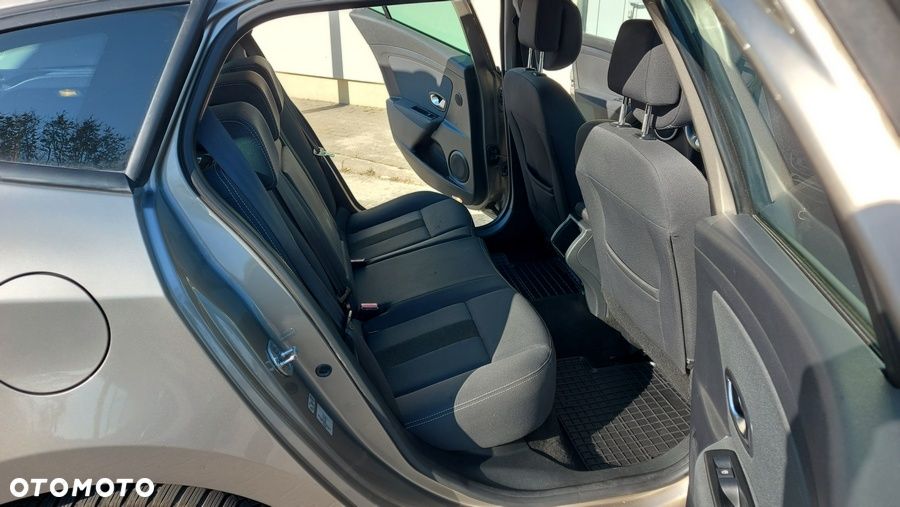 Renault Megane dCi 130 FAP Dynamique - 17