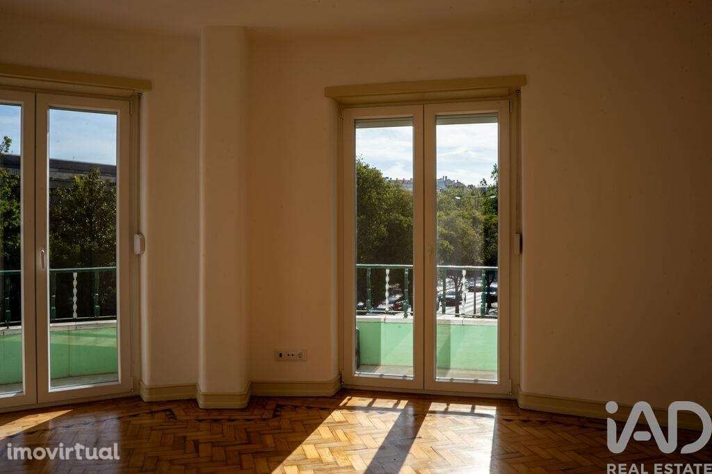 Apartamento T4 em Avenidas Novas de 104,00 m2 - Grande imagem: 4/18