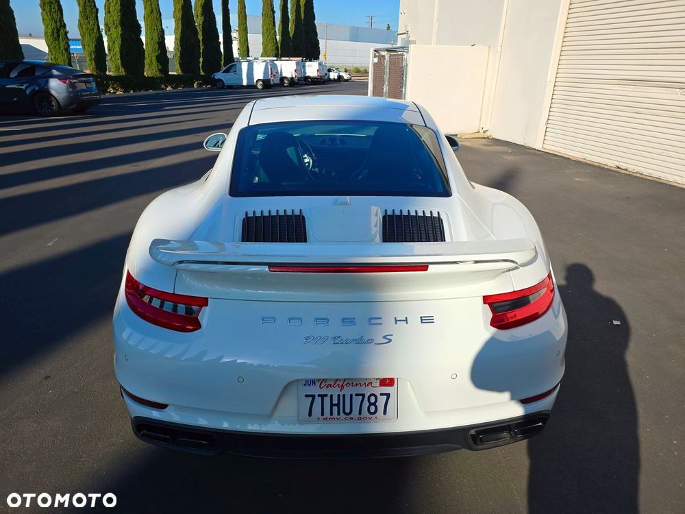 Porsche 911 Turbo S - 5