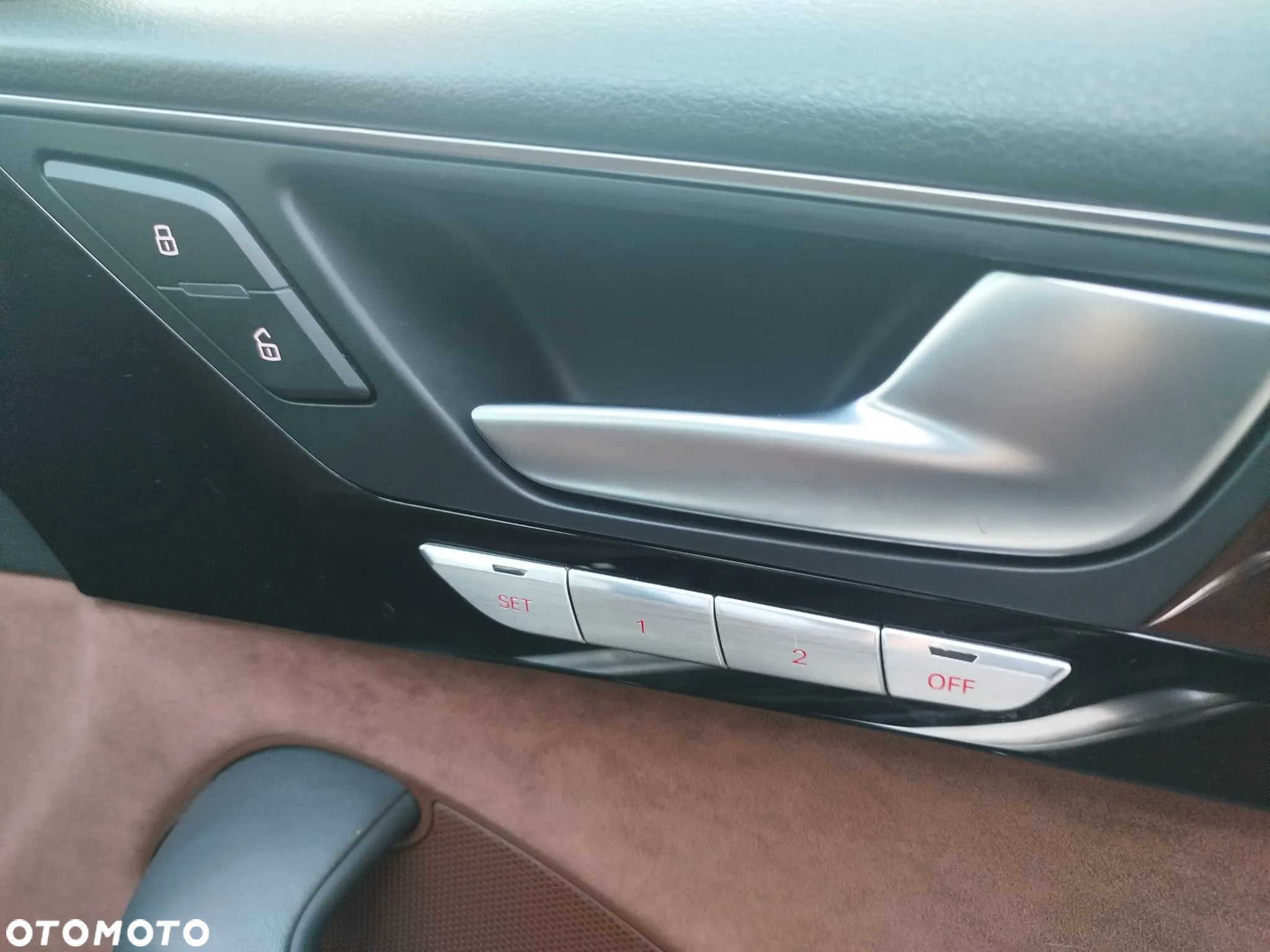 Audi A8 L 55 TFSI quattro tiptronic - 4