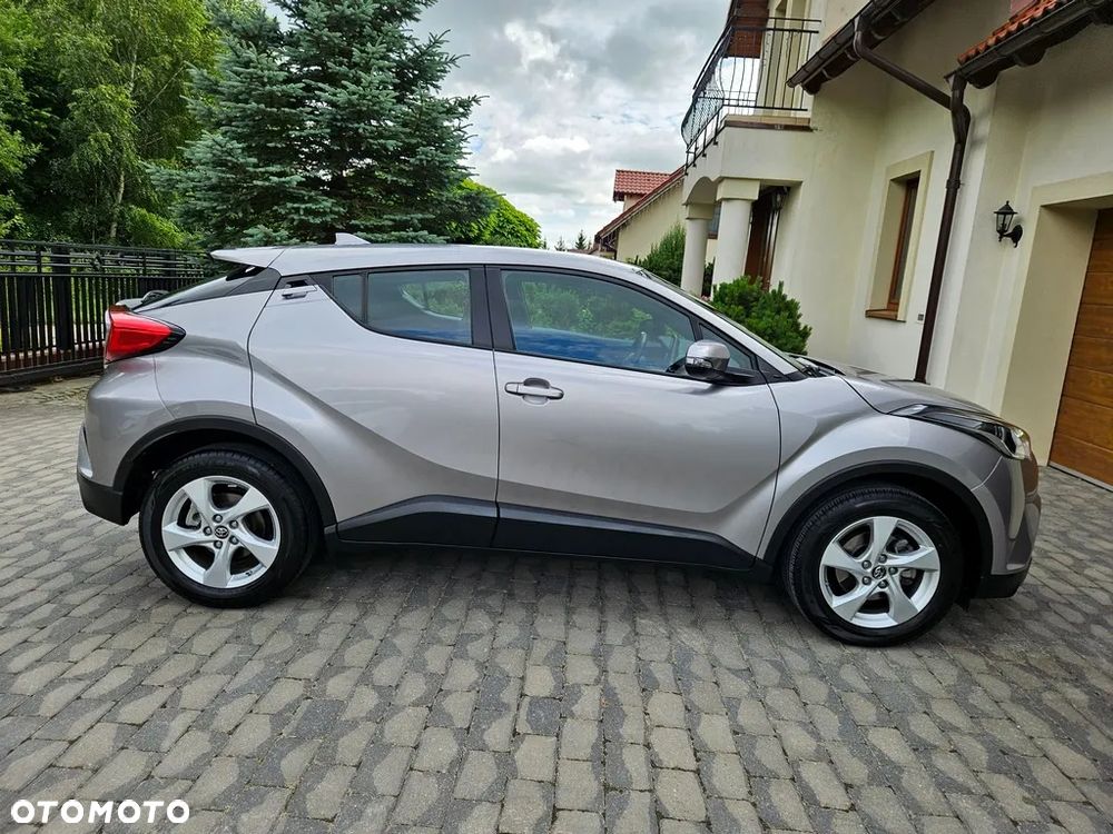 Toyota C-HR - 8