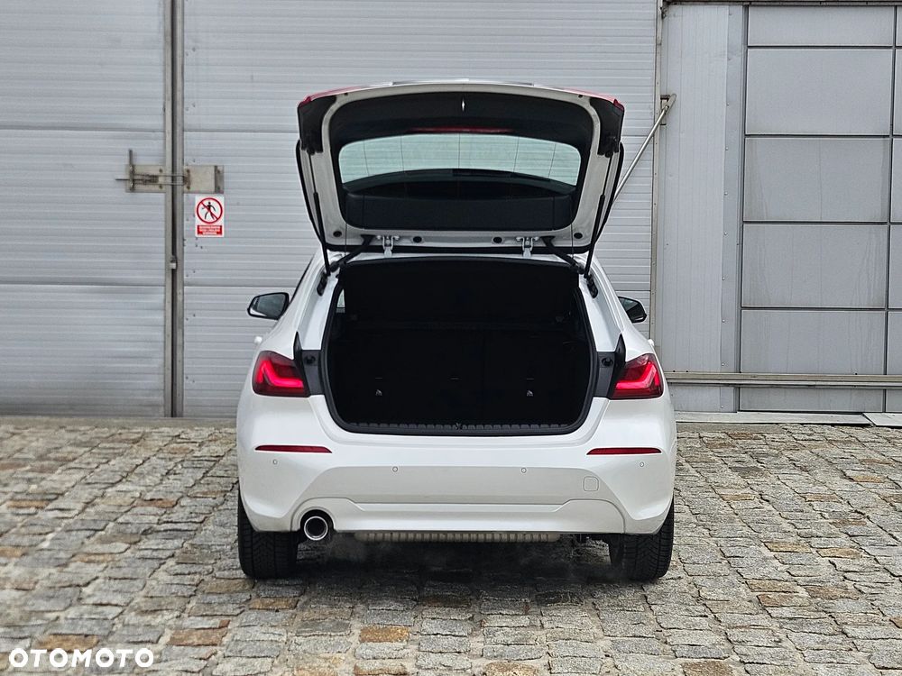 BMW Seria 1 118i Advantage - 20